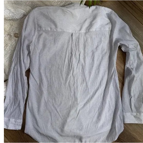 ❗️Sold❗️Express Slim Polka Dot Portofino Shirt - Picture 2 of 4